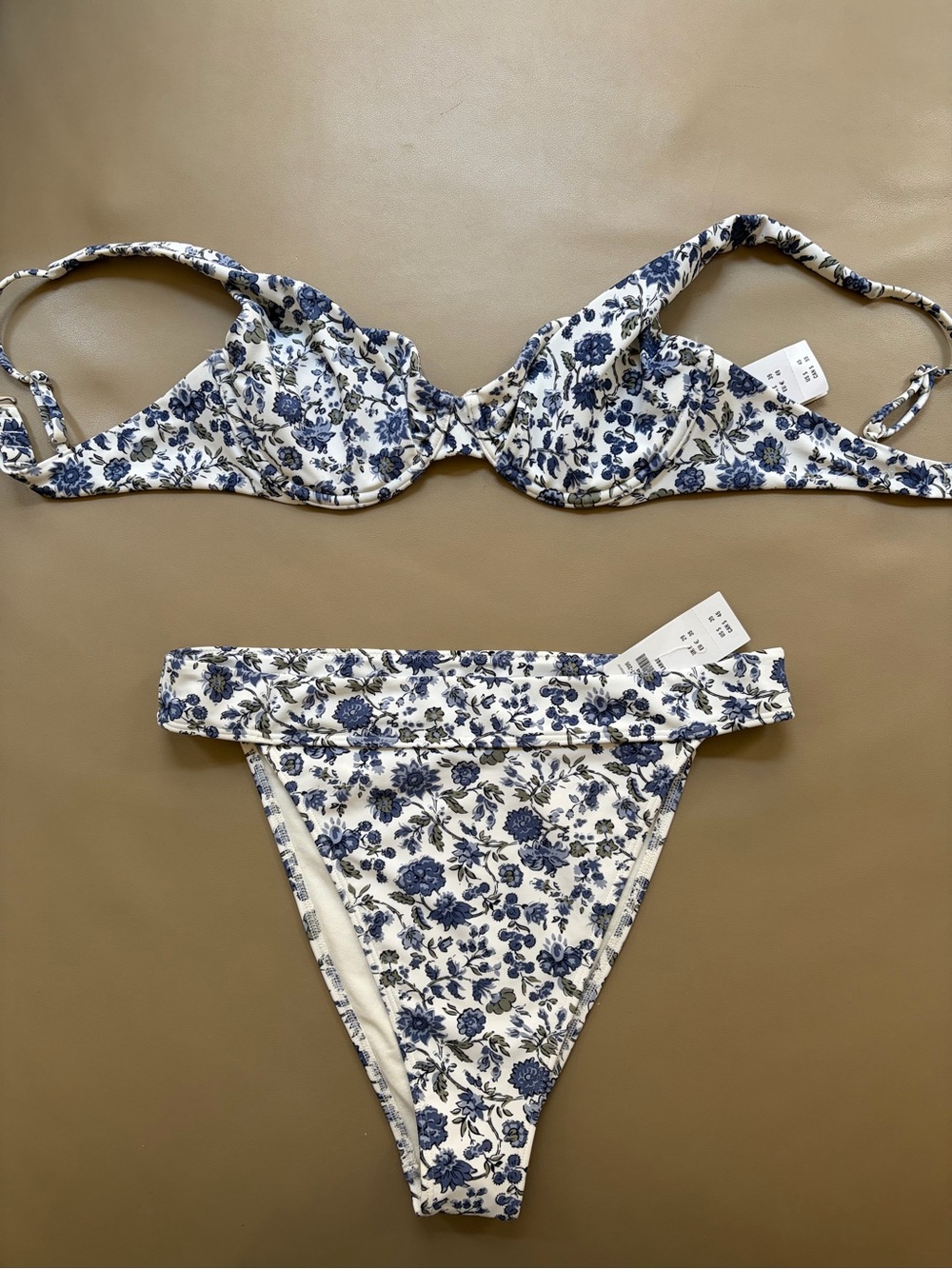 Abercrombie & Fitch White and Blue Floral Bikini Set (L BOTTOM, M TOP)
